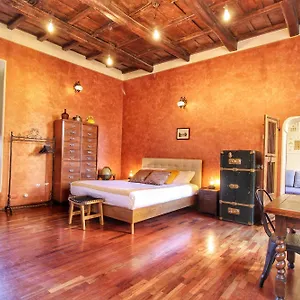 Trastevere Charming Romantic Loft By Yourhost Apartment