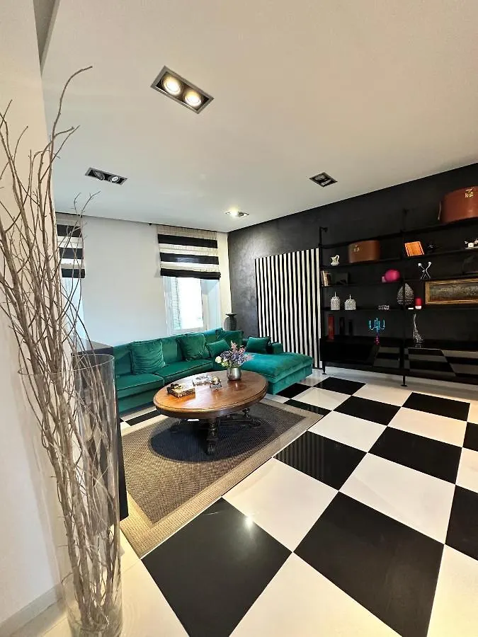 48 Fourty Eight Luxury Suites Rome 0*,  Italy