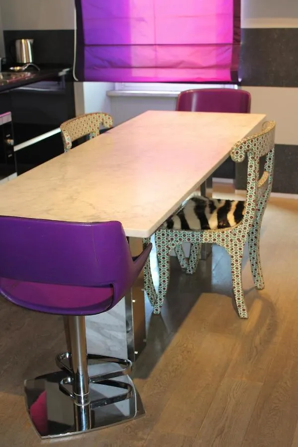 48 Fourty Eight Luxury Suites Rome 0*,  Italy