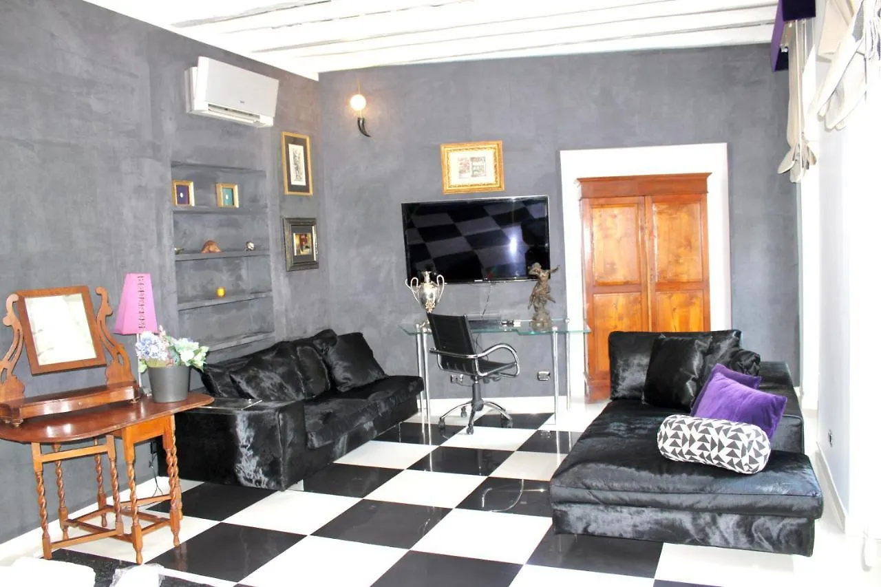 48 Fourty Eight Luxury Suites Rome Apartment