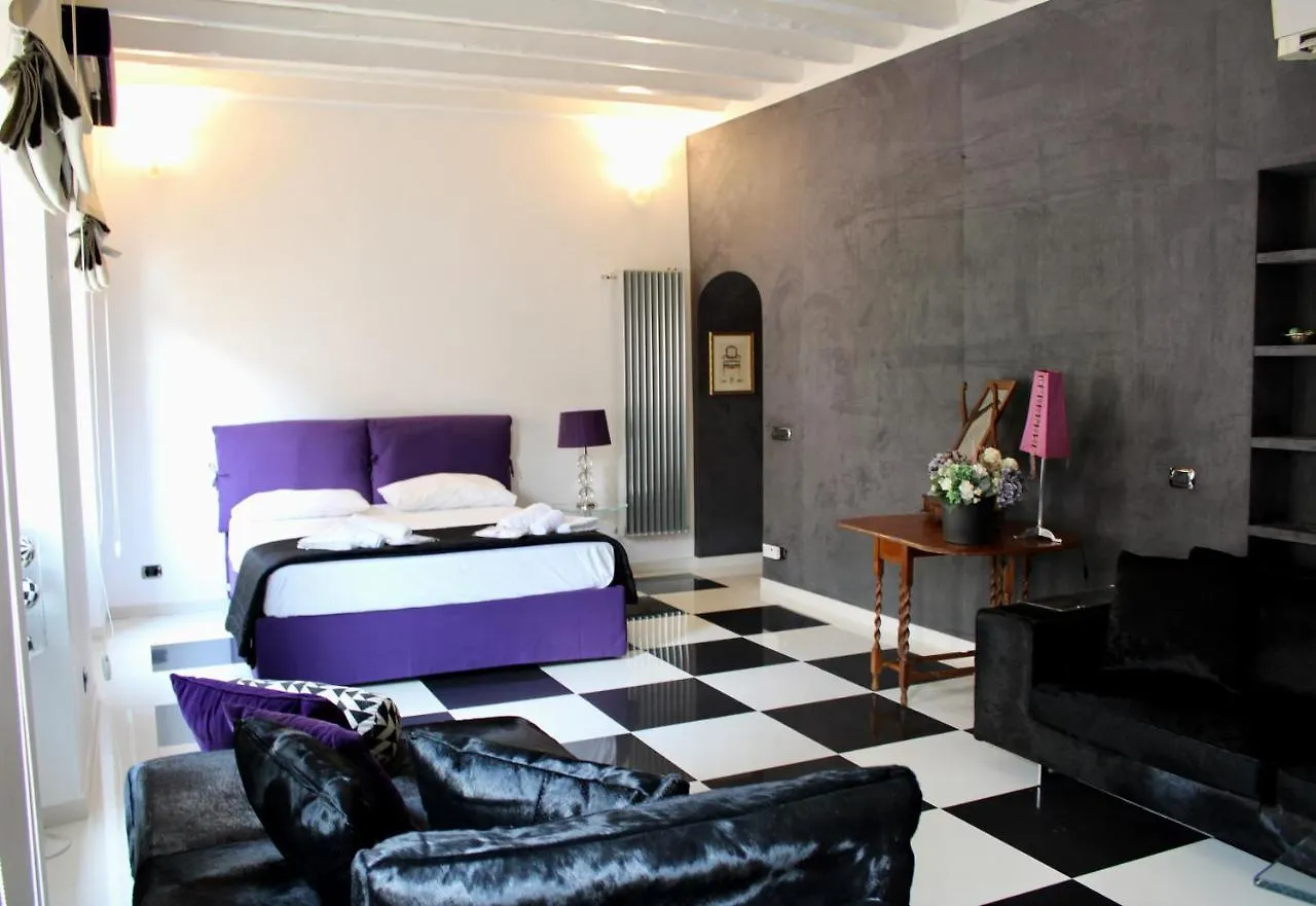48 Fourty Eight Luxury Suites Rome Apartment